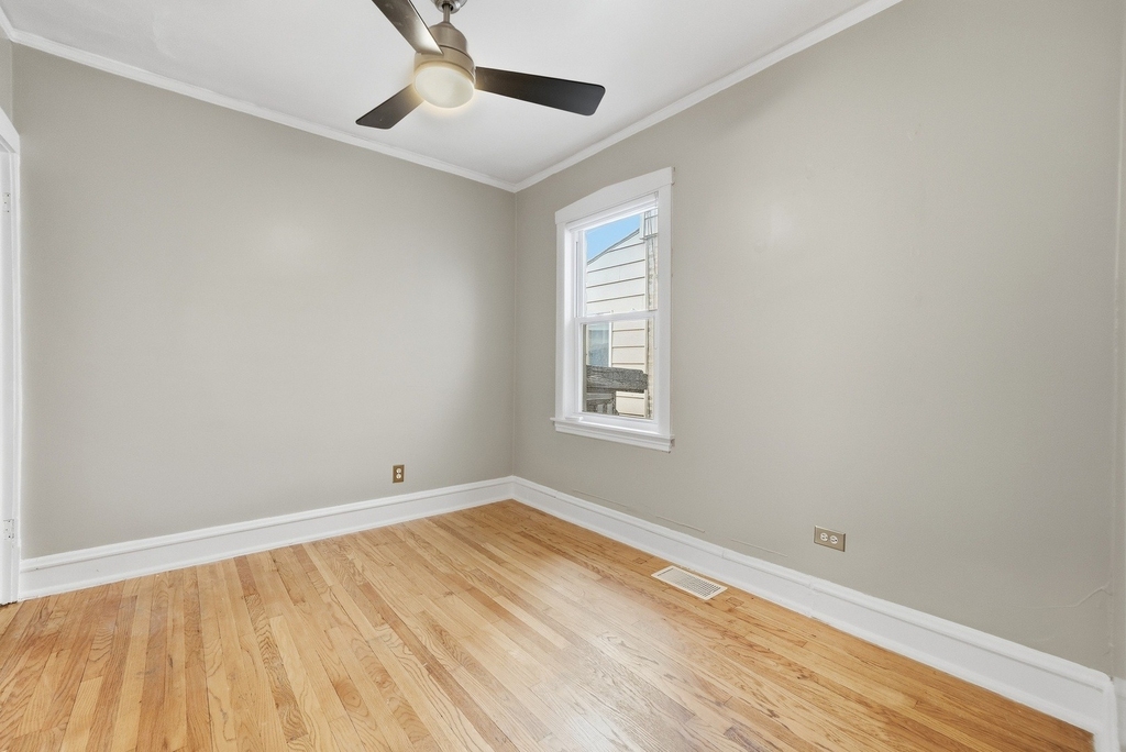 5455 N Lieb Avenue - Photo 6