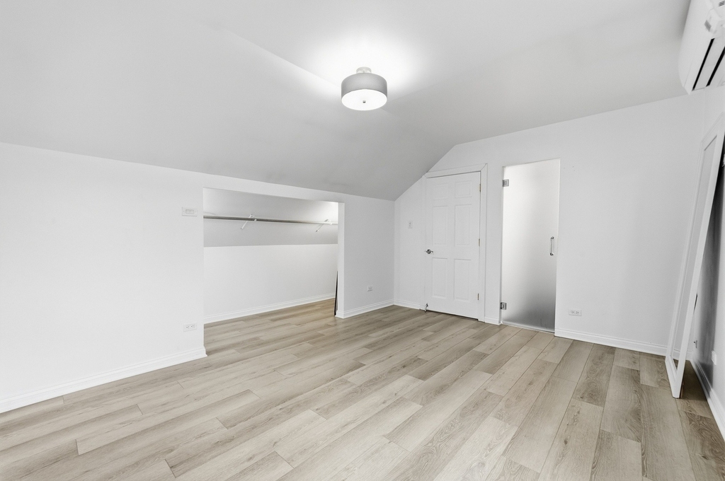 5455 N Lieb Avenue - Photo 11