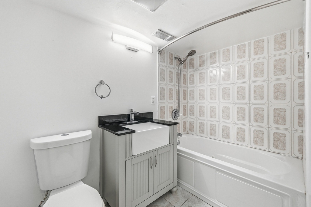 5455 N Lieb Avenue - Photo 17