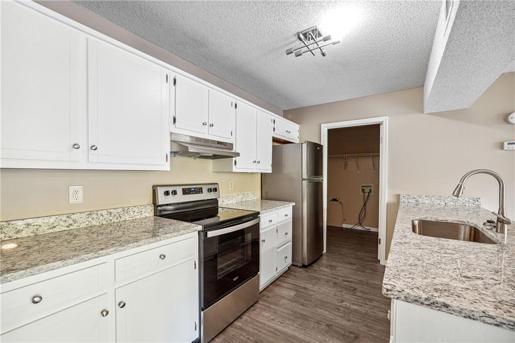 3970 Darryl Lane - Photo 7