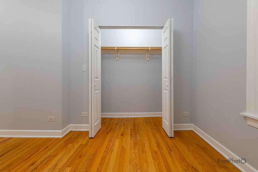 2254 W Adams Street - Photo 12