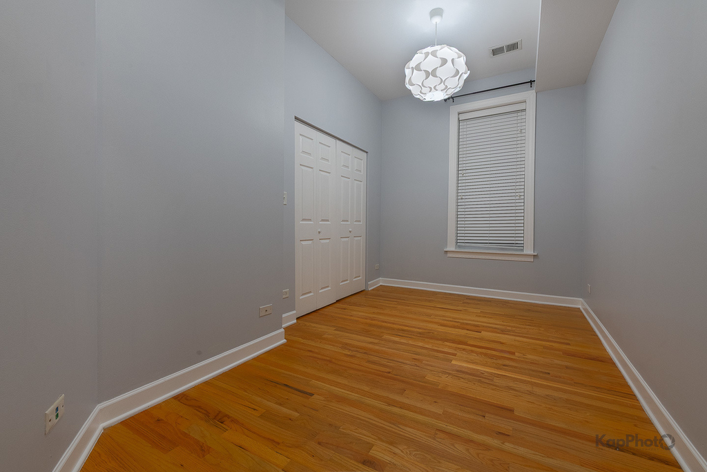 2254 W Adams Street - Photo 10