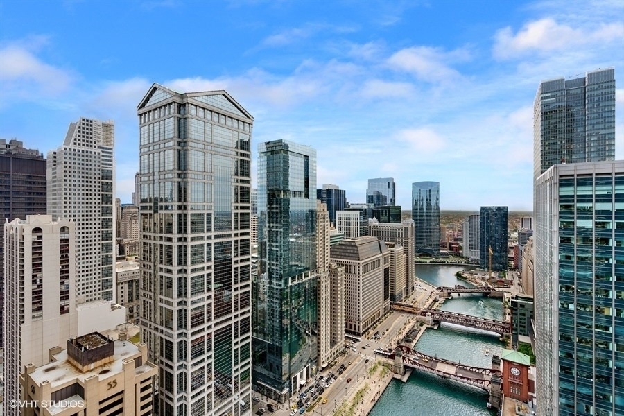 300 N State Street - Photo 6