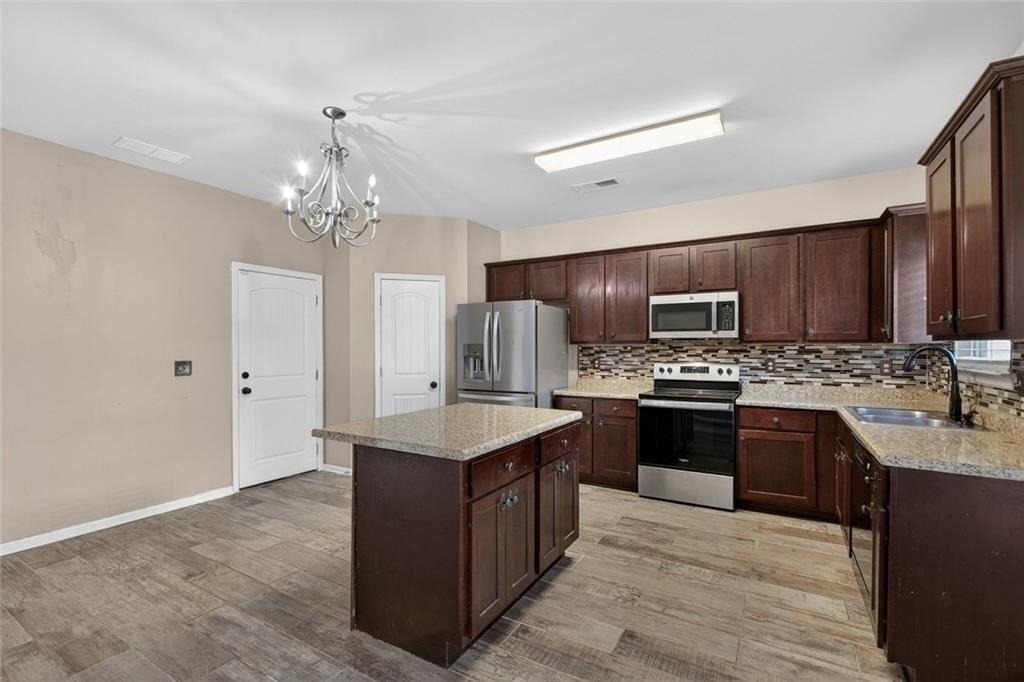 1027 Grenier Terrace - Photo 20