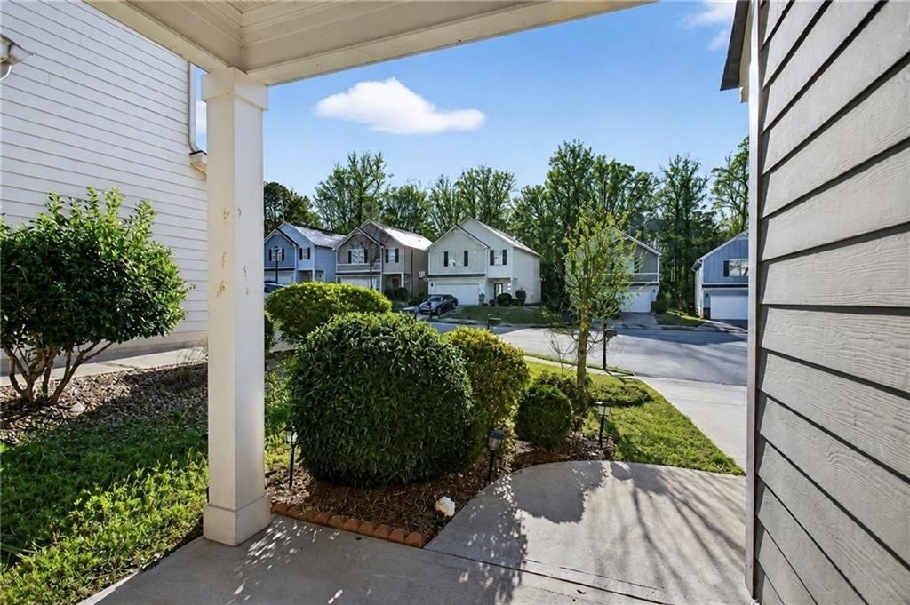 1027 Grenier Terrace - Photo 15