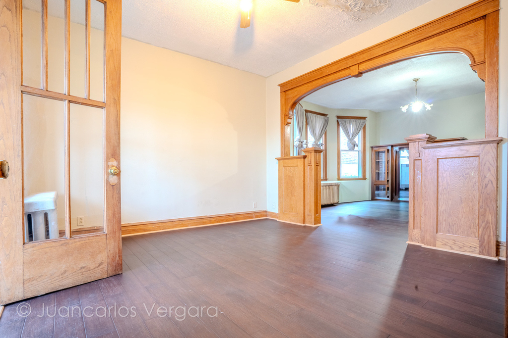 1930 S 50th Avenue - Photo 1