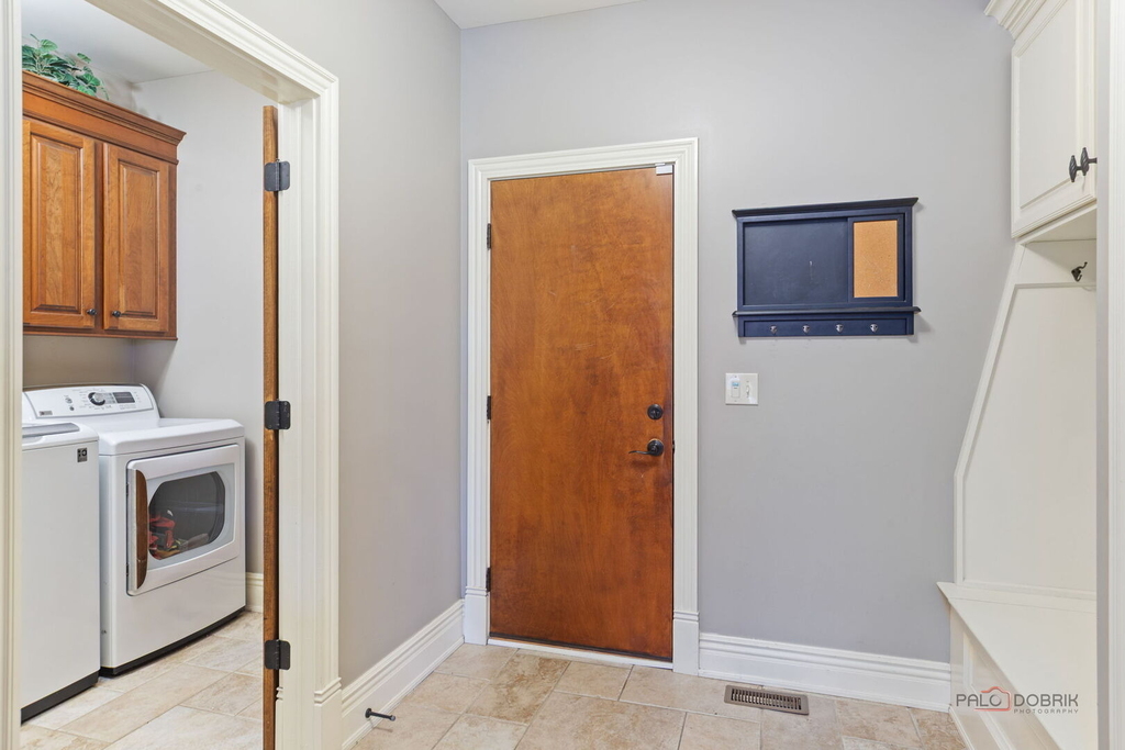 37w209 Deer Pond Court - Photo 73