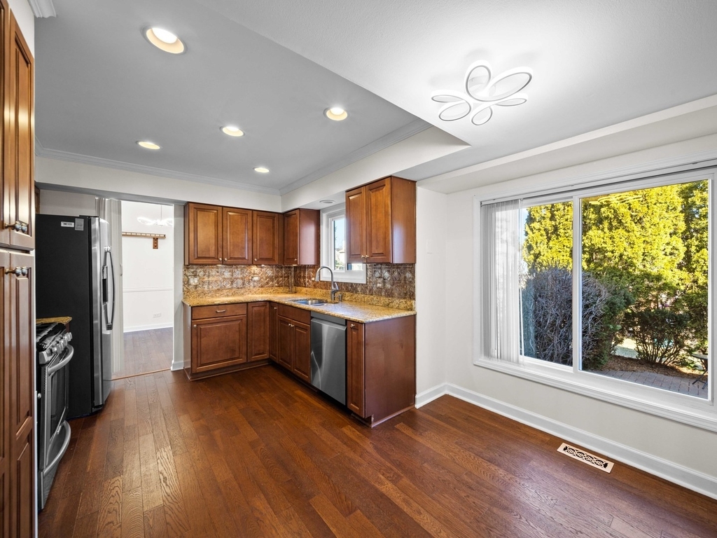 97 E Harbor Drive - Photo 8