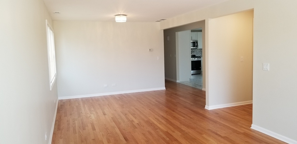 8407 W Brodman Avenue - Photo 9