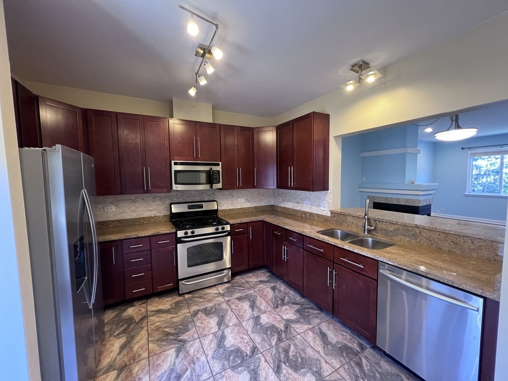 2106 W Concord Lane - Photo 3