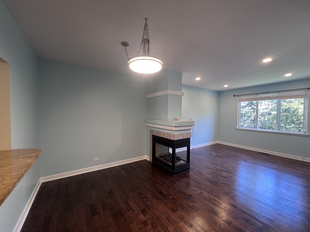 2106 W Concord Lane - Photo 2