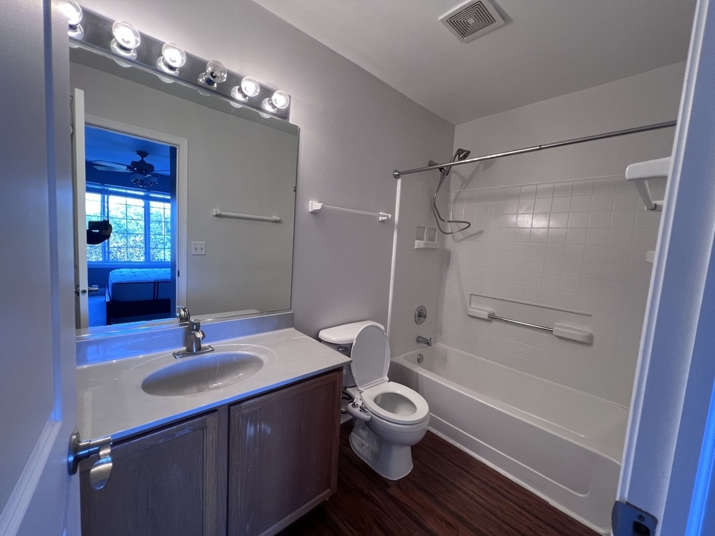 2106 W Concord Lane - Photo 13