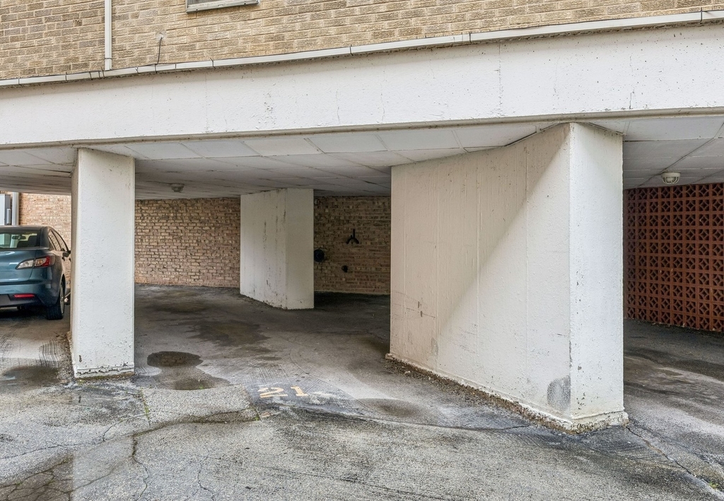 445 Sherman Avenue - Photo 18