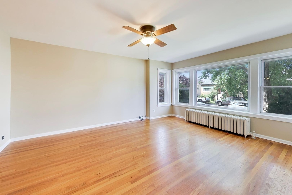 6545 N Natoma Street - Photo 1
