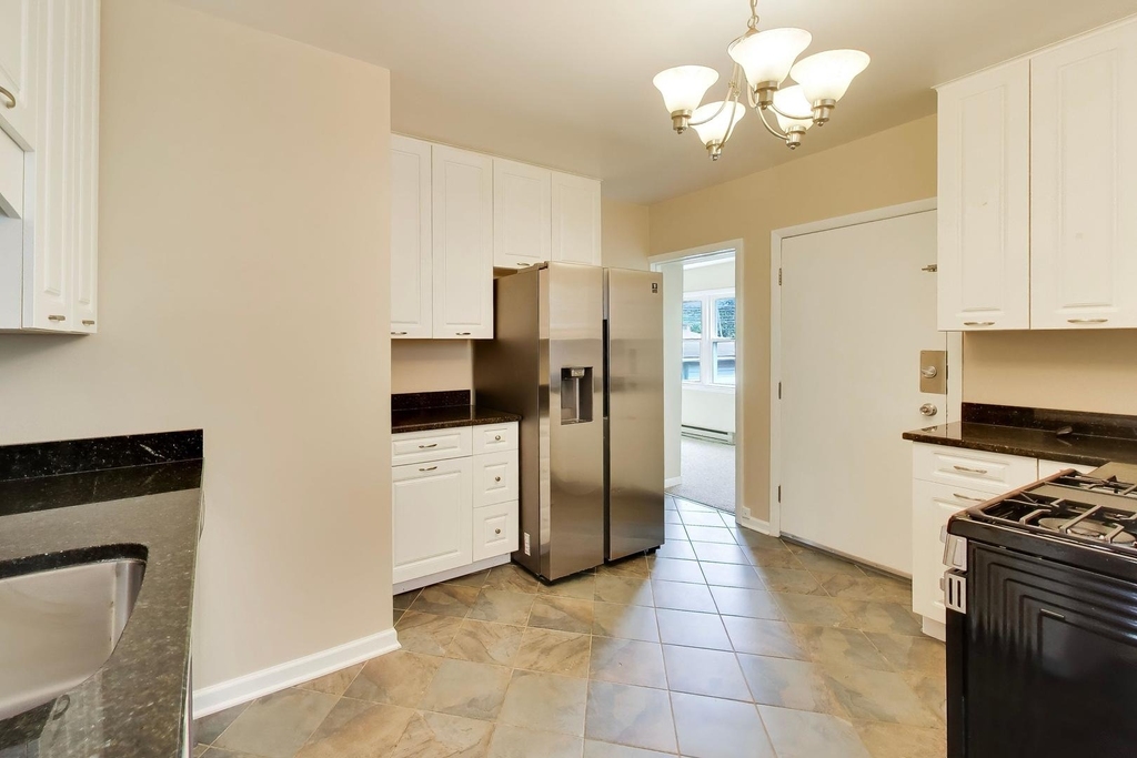 6545 N Natoma Street - Photo 7