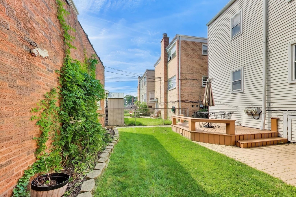 6545 N Natoma Street - Photo 17