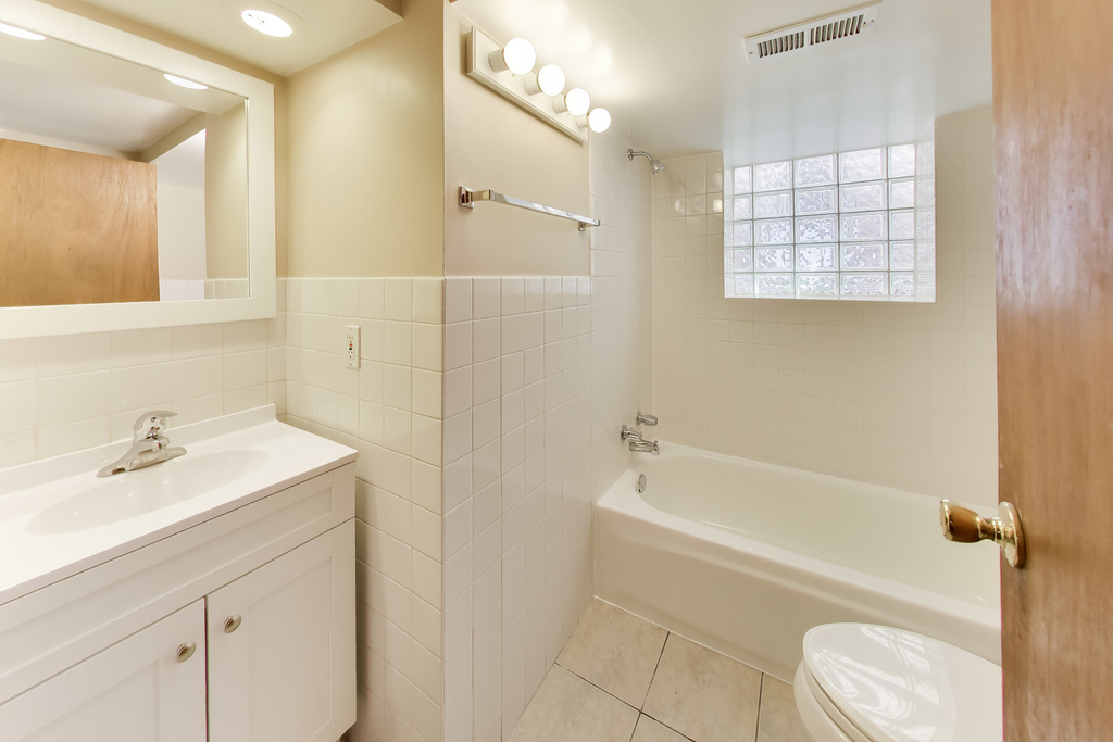 6545 N Natoma Street - Photo 9