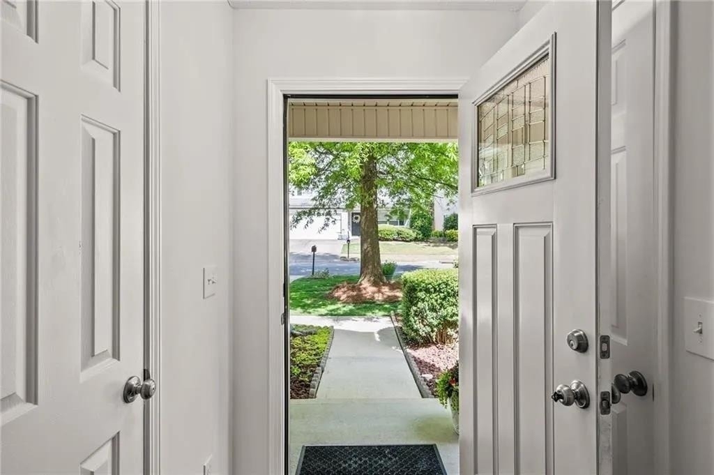 173 Village Trace - Photo 5