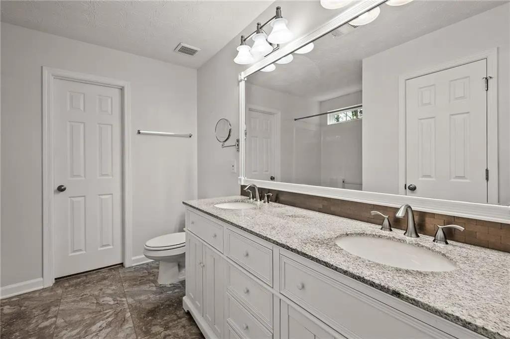 173 Village Trace - Photo 12
