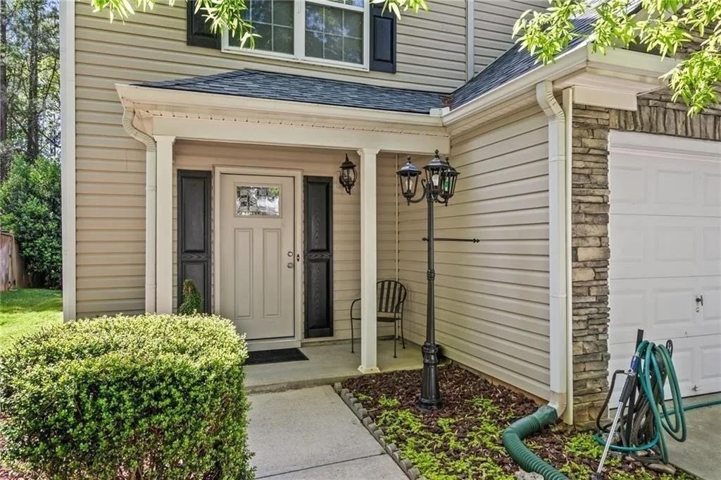 173 Village Trace - Photo 1