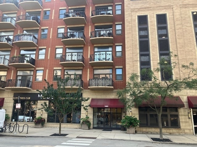 1301 W Madison Street - Photo 0