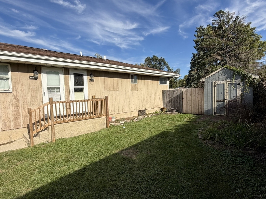 14545 Archer Avenue - Photo 0