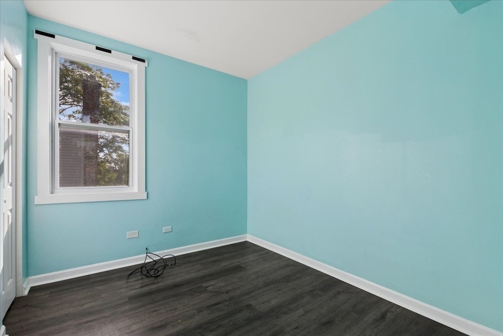 5047 W 25th Street - Photo 5