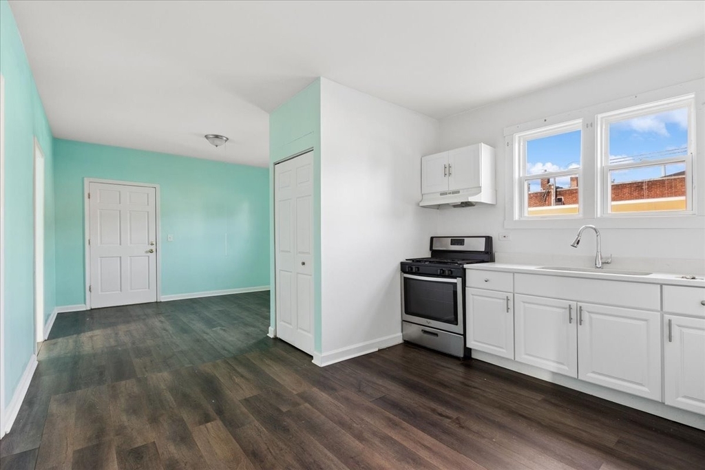 5047 W 25th Street - Photo 2