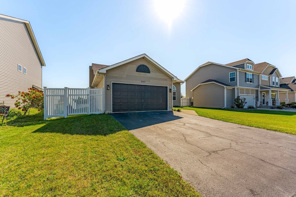 2057 W Helen Drive - Photo 39