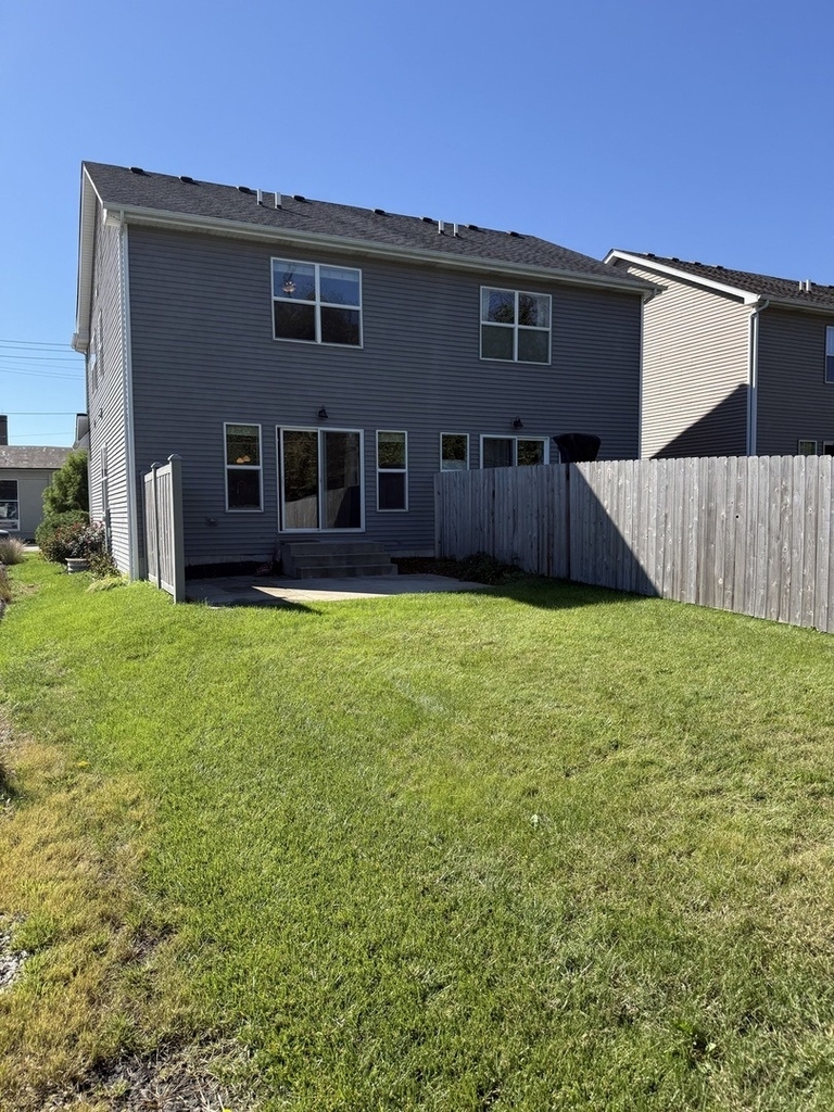 699 Stevens Street - Photo 18