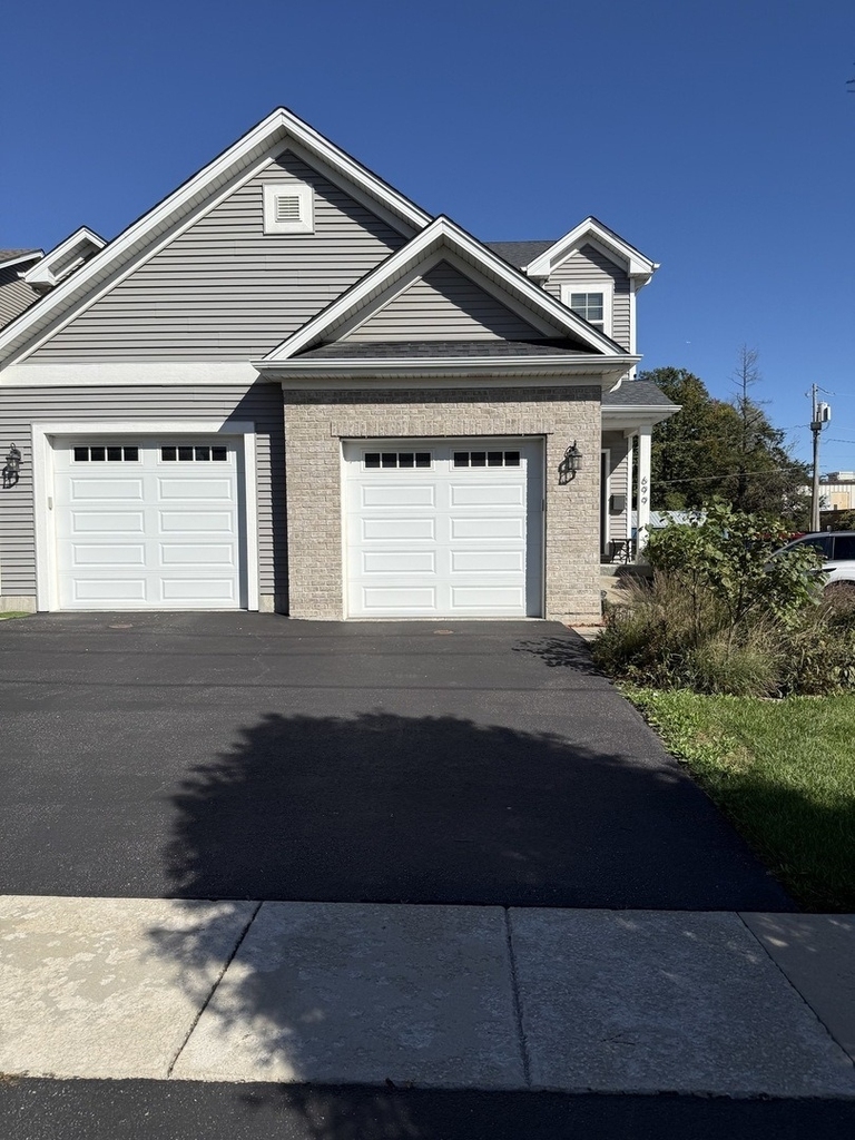 699 Stevens Street - Photo 1