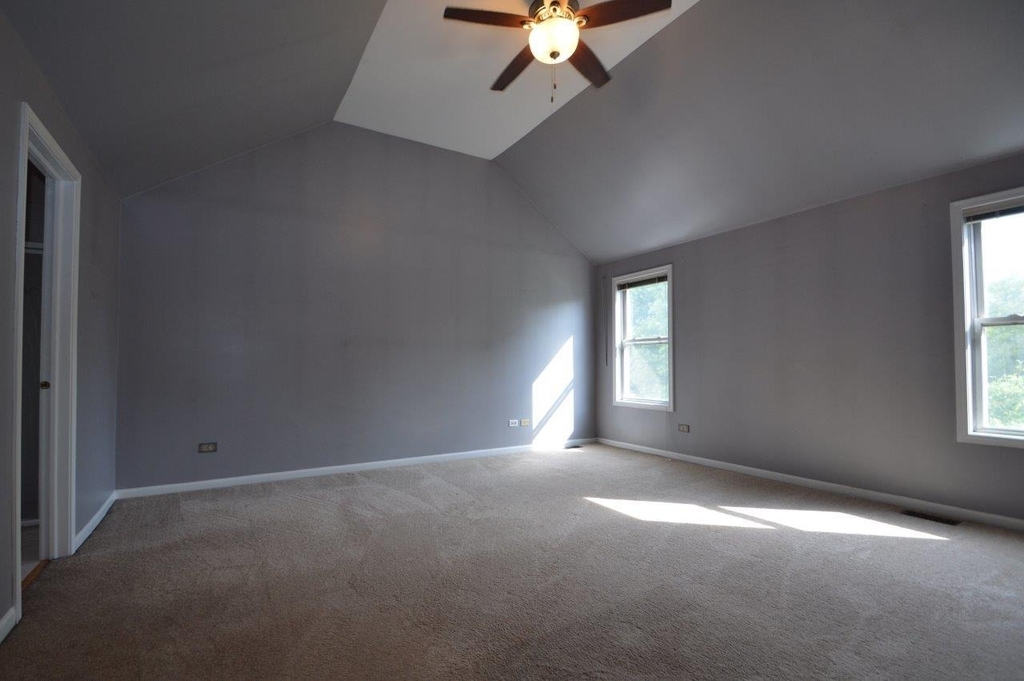 3301 Banford Circle - Photo 16