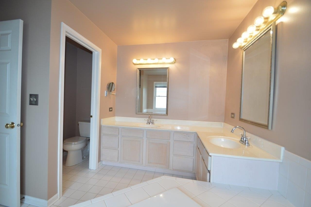 3301 Banford Circle - Photo 18