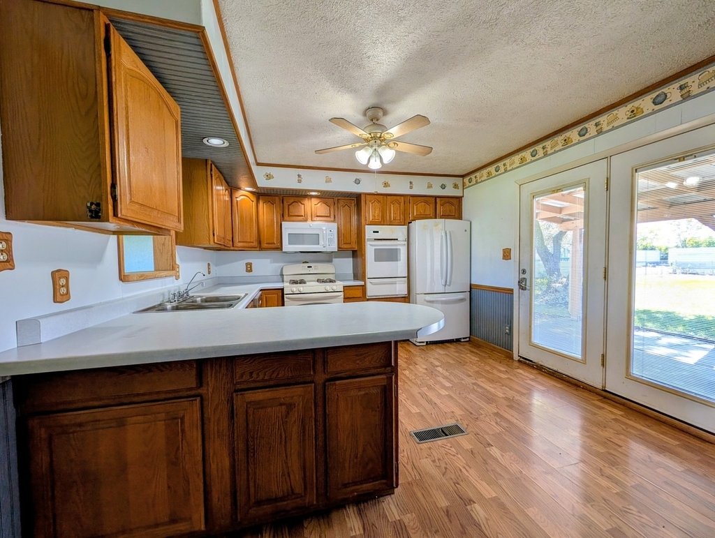 21 E Romeo Road - Photo 9