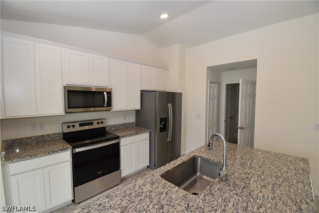 3700 Danbury Terrace - Photo 5
