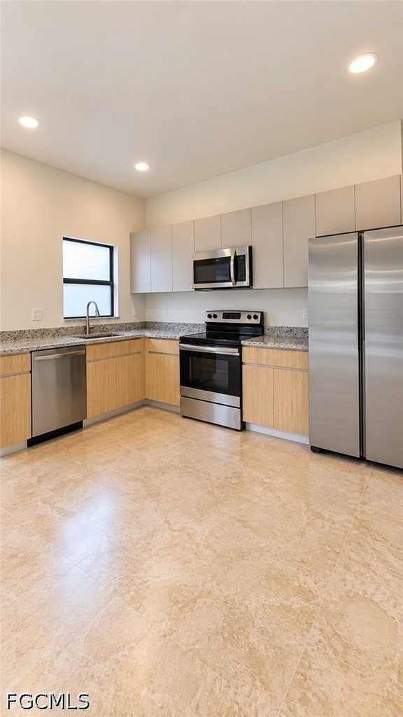 5512 10th Avenue - Photo 7