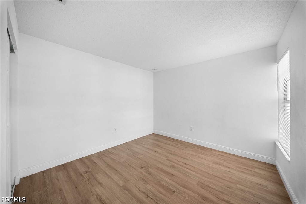11370 Summerwinds Court - Photo 13