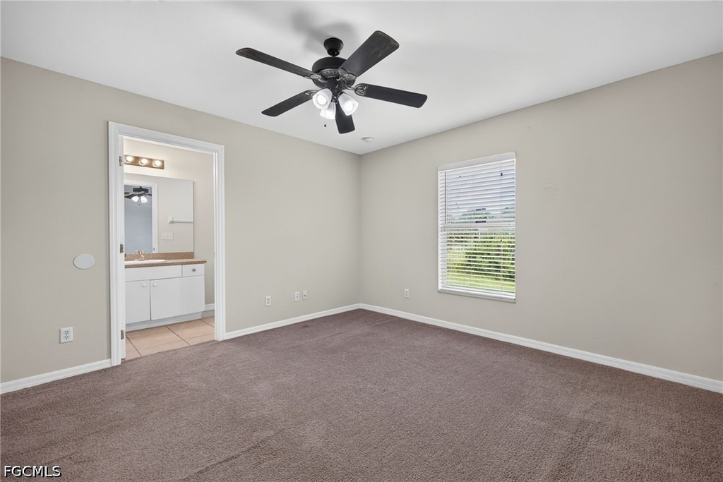 3300 70th Street W - Photo 13