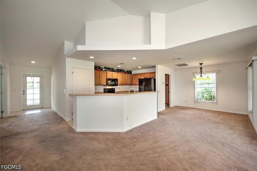 900 Angelo Avenue - Photo 9