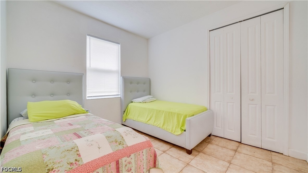 2411 Ben Street - Photo 19