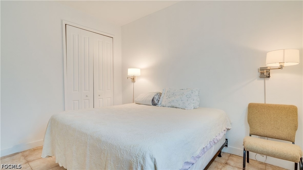 2411 Ben Street - Photo 5