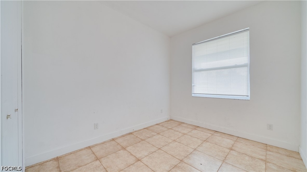 2411 Ben Street - Photo 16
