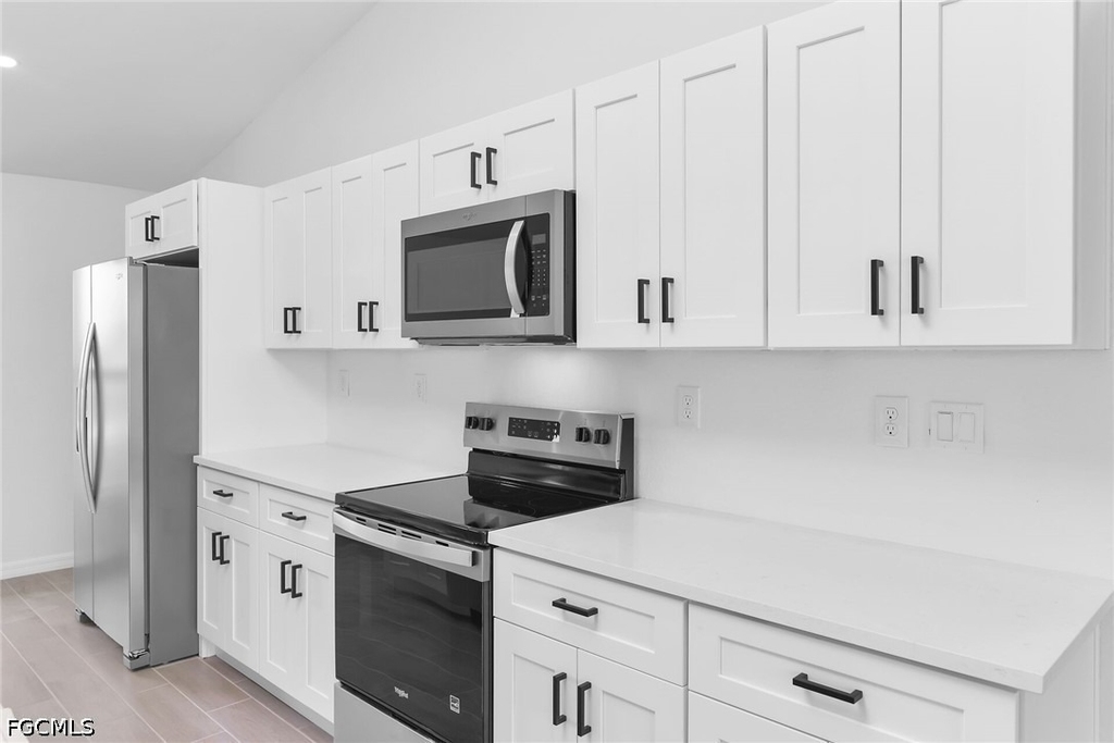 2221 Nw 43rd Avenue - Photo 4
