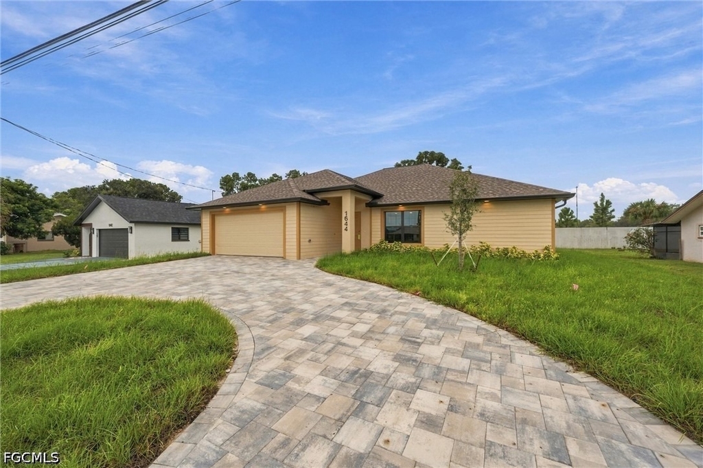 1644 Coral Point Drive - Photo 3