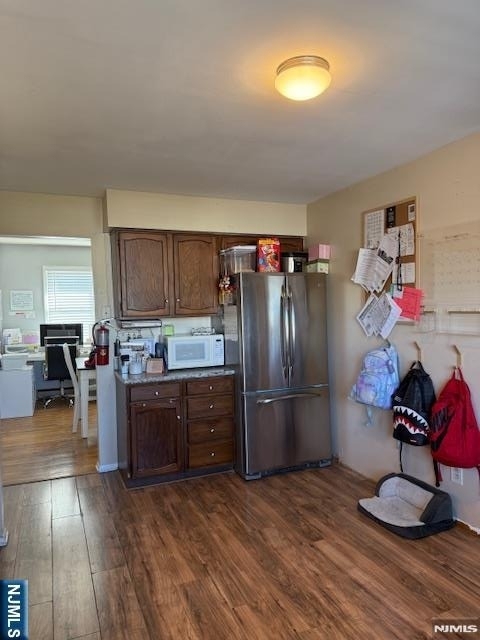 11 North - Photo 1
