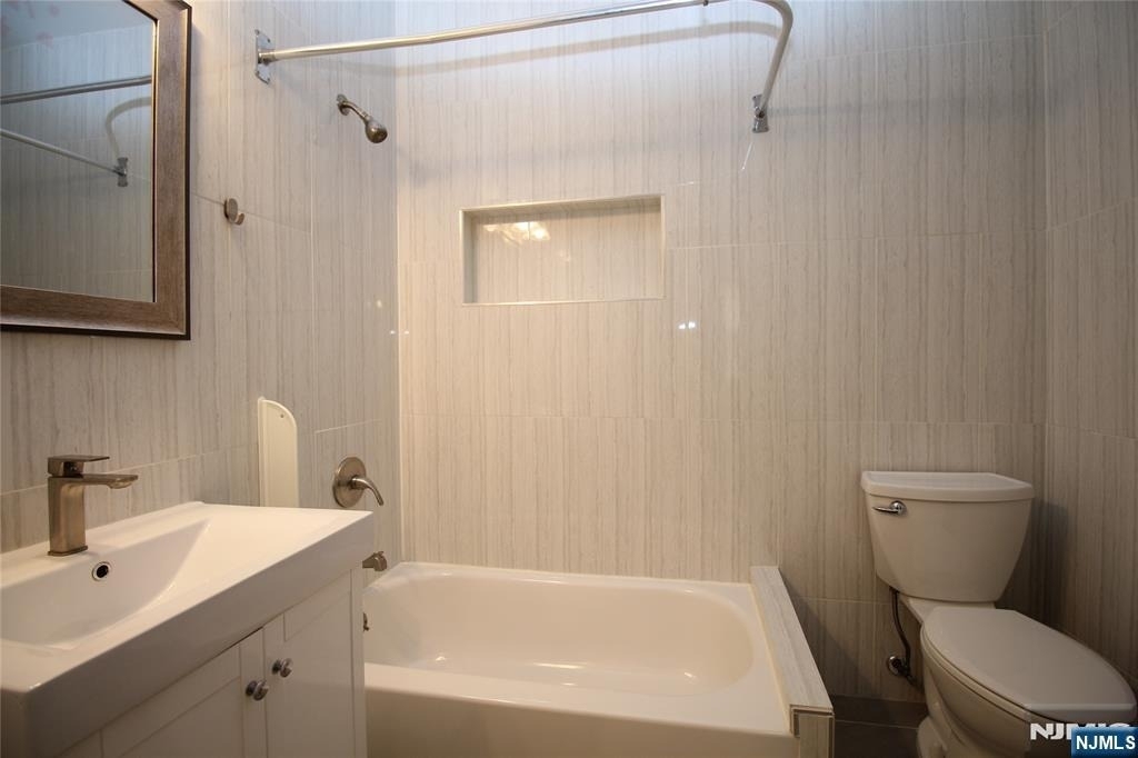 222 Irving - Photo 11