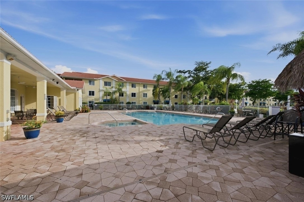 8271 Key Royal Circle - Photo 22