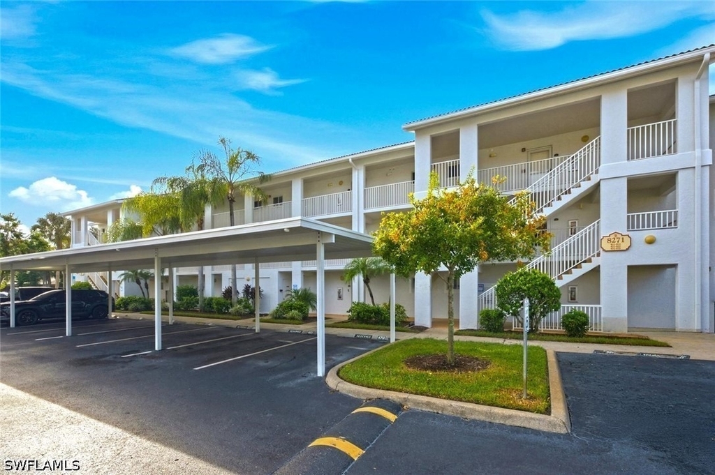 8271 Key Royal Circle - Photo 0