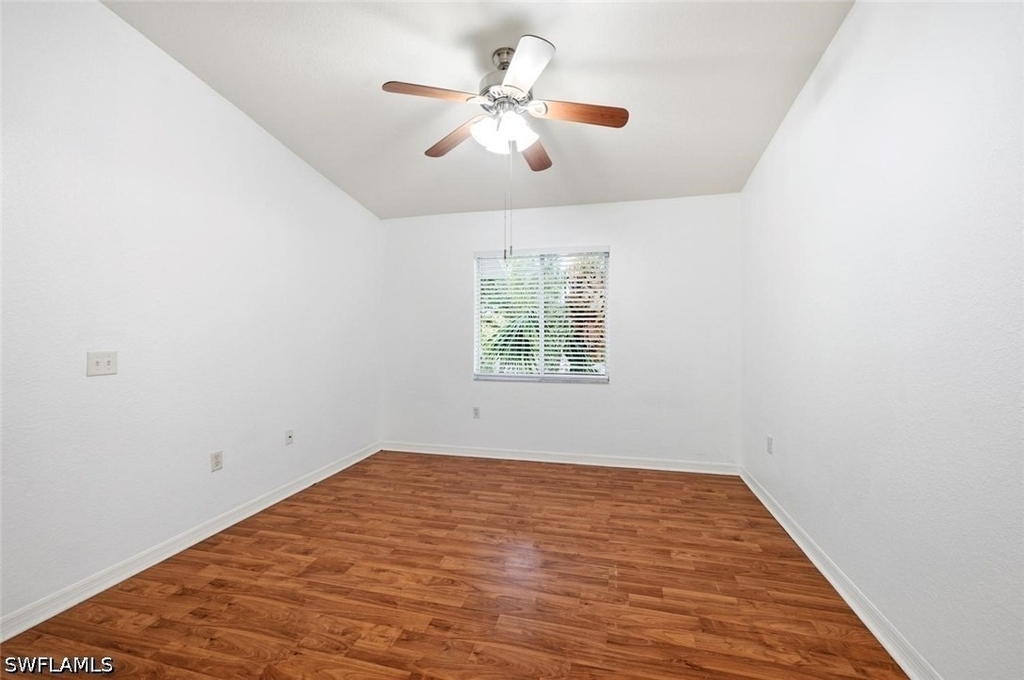 8271 Key Royal Circle - Photo 11