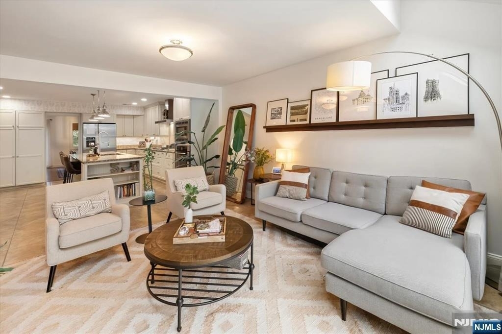 19 N Bayard - Photo 2